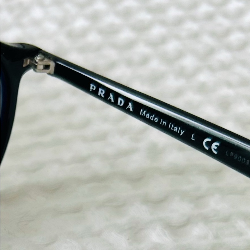 Prada SPR 05X Black Round Sunglasses w/ Case - Picture 3 of 5